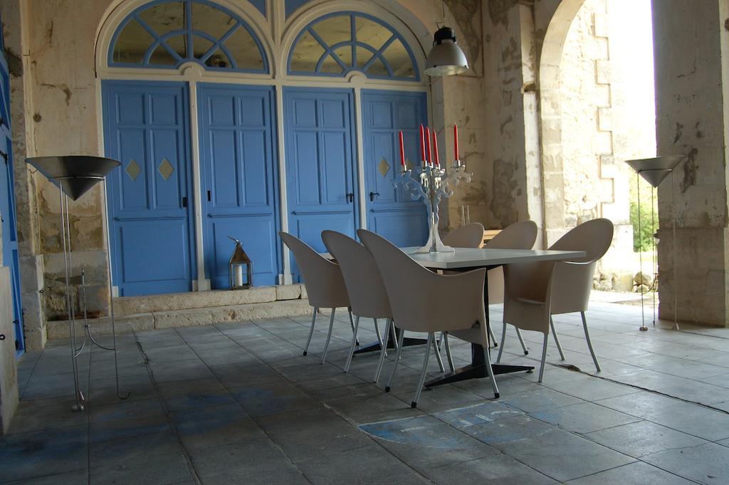 La Vieille Ecole Bed & Breakfast Bourgougnague Exterior photo