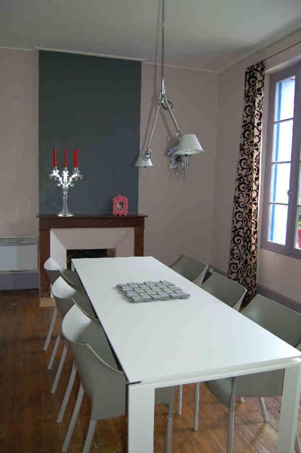 La Vieille Ecole Bed & Breakfast Bourgougnague Exterior photo